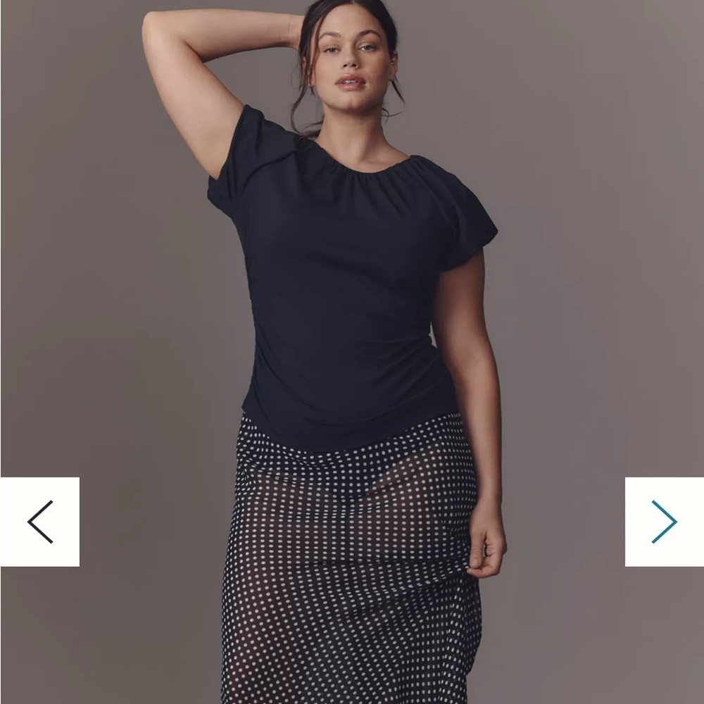 Anthropologie Black Ruched Side Top Cap Sleeve Size Medium - Picture 3 of 9